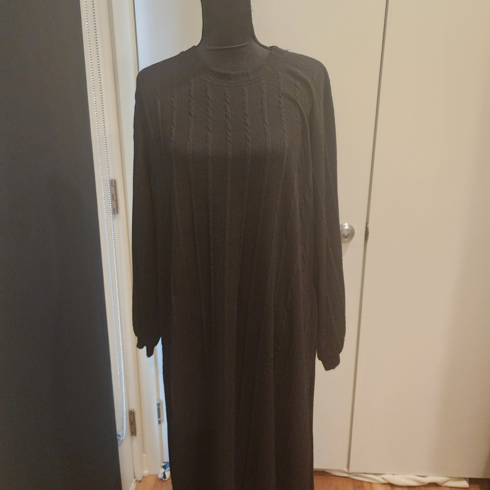 Elegant Black Long Sleeve Dress
